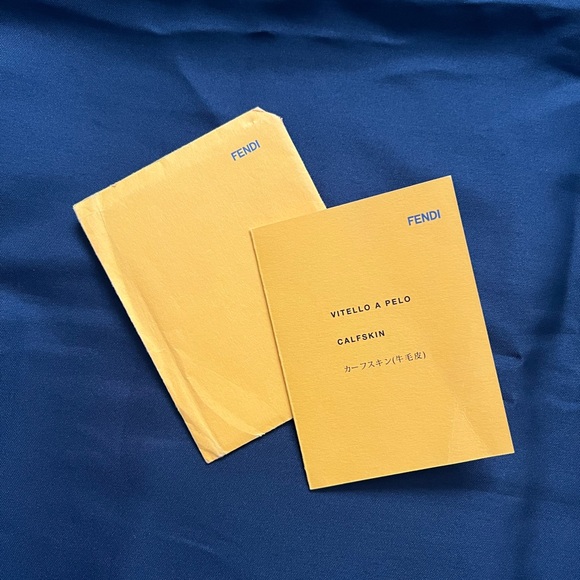 Authentic and Rare - Fendi Leopard Calfskin Red Leather Medium Shoulder Handbag - Picture 12 of 12